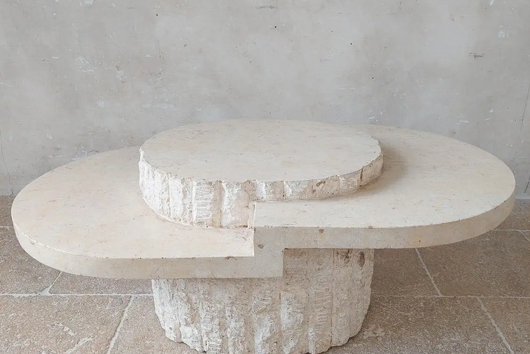 PALOMA coffee table in volubilis travertine and Taza stone