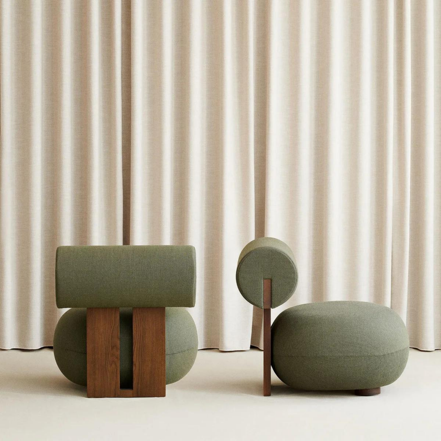 NOA cotton/linen and solid wood armchair