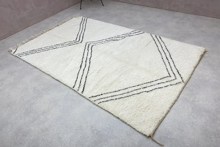 Handmade rug 100% wool TAHIRA