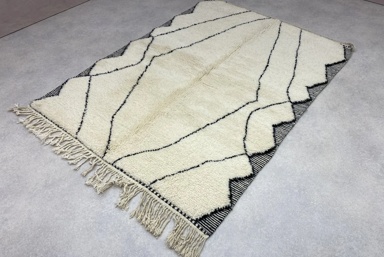 Handmade rug 100% wool ZEBRA