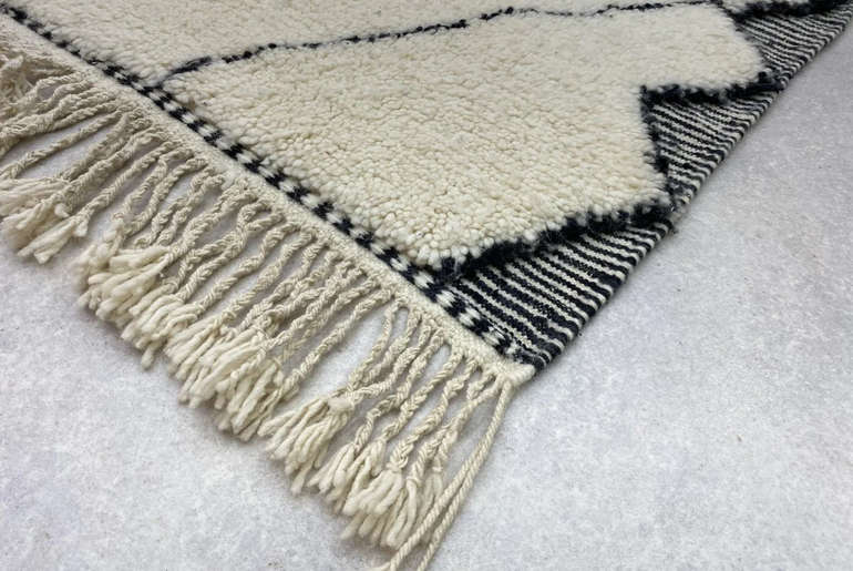 Handmade rug 100% wool ZEBRA